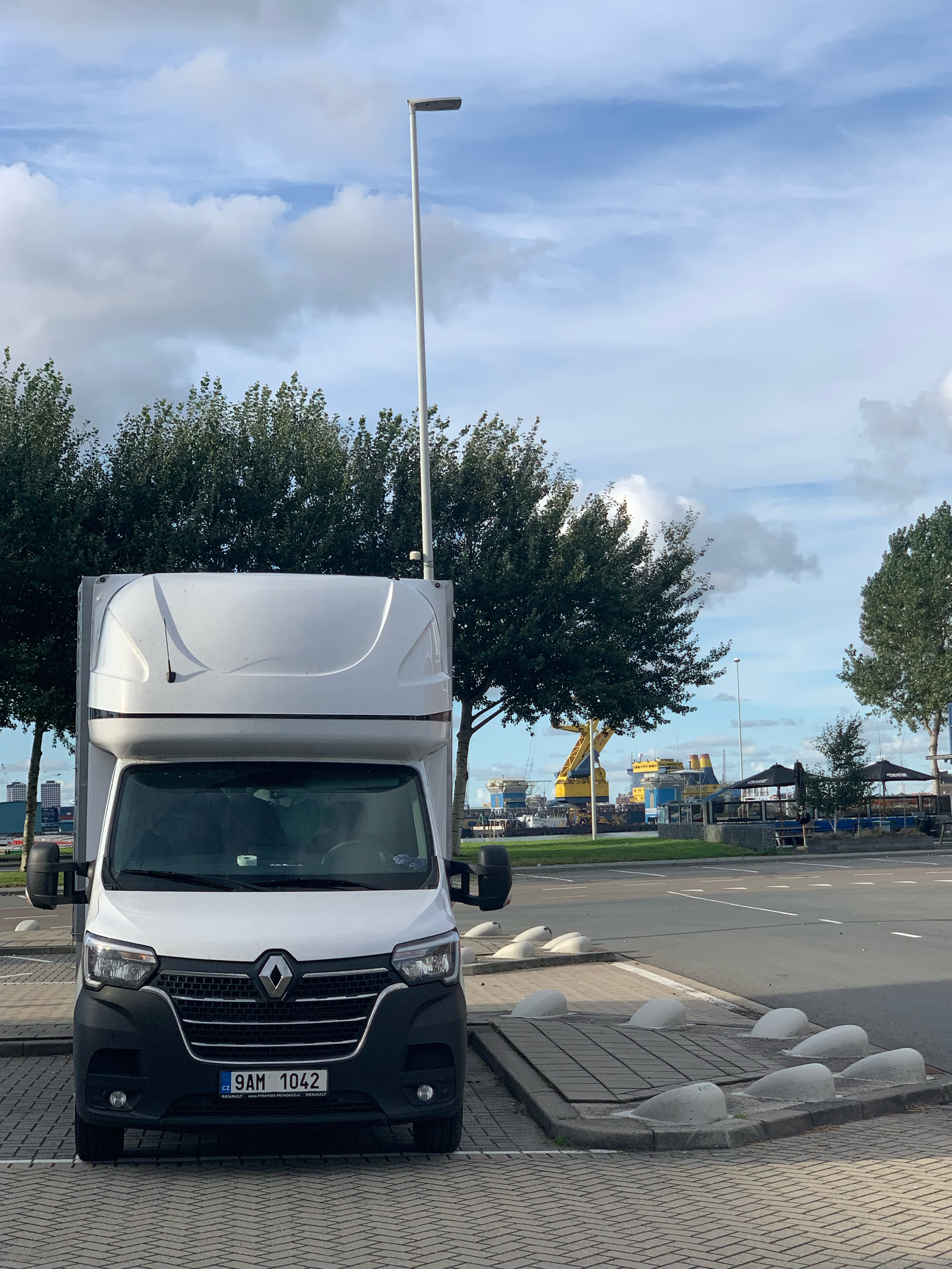 Express van — port of Rotterdam